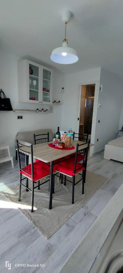 Red Apartment Puerto del Carmen  Ngoại thất bức ảnh